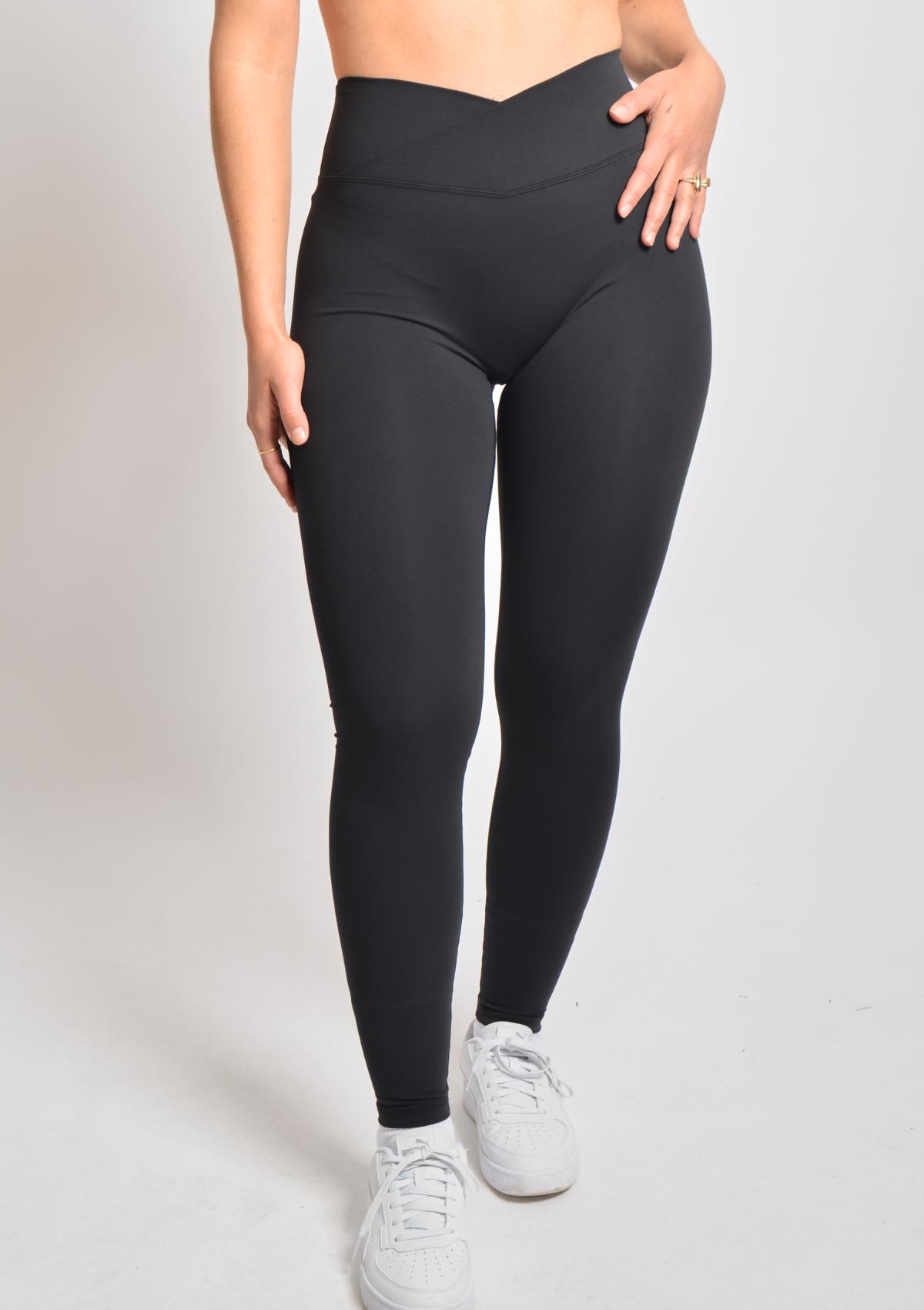 Cloud Love™ V-Leggings - Black