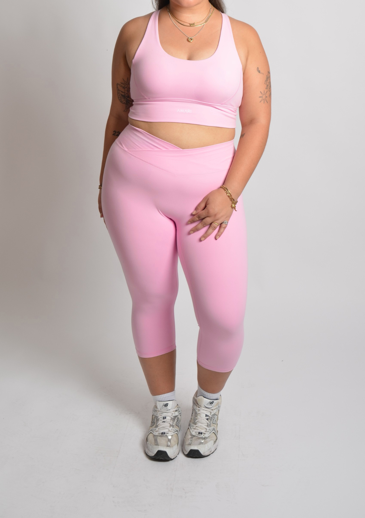 V-Waist Capri Leggings - Soft Pink