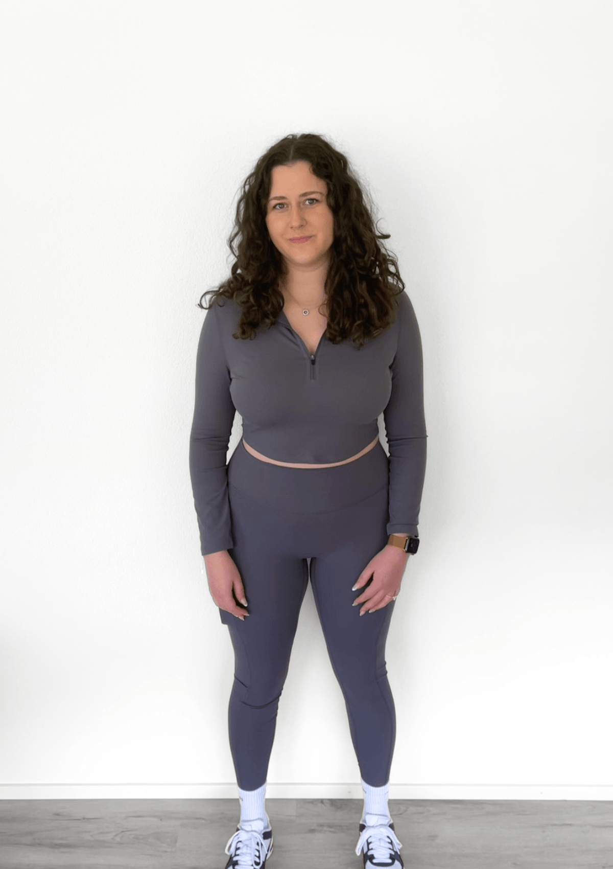 Second Chance: Long Sleeve Half Zipper Crop Top - Grey XS