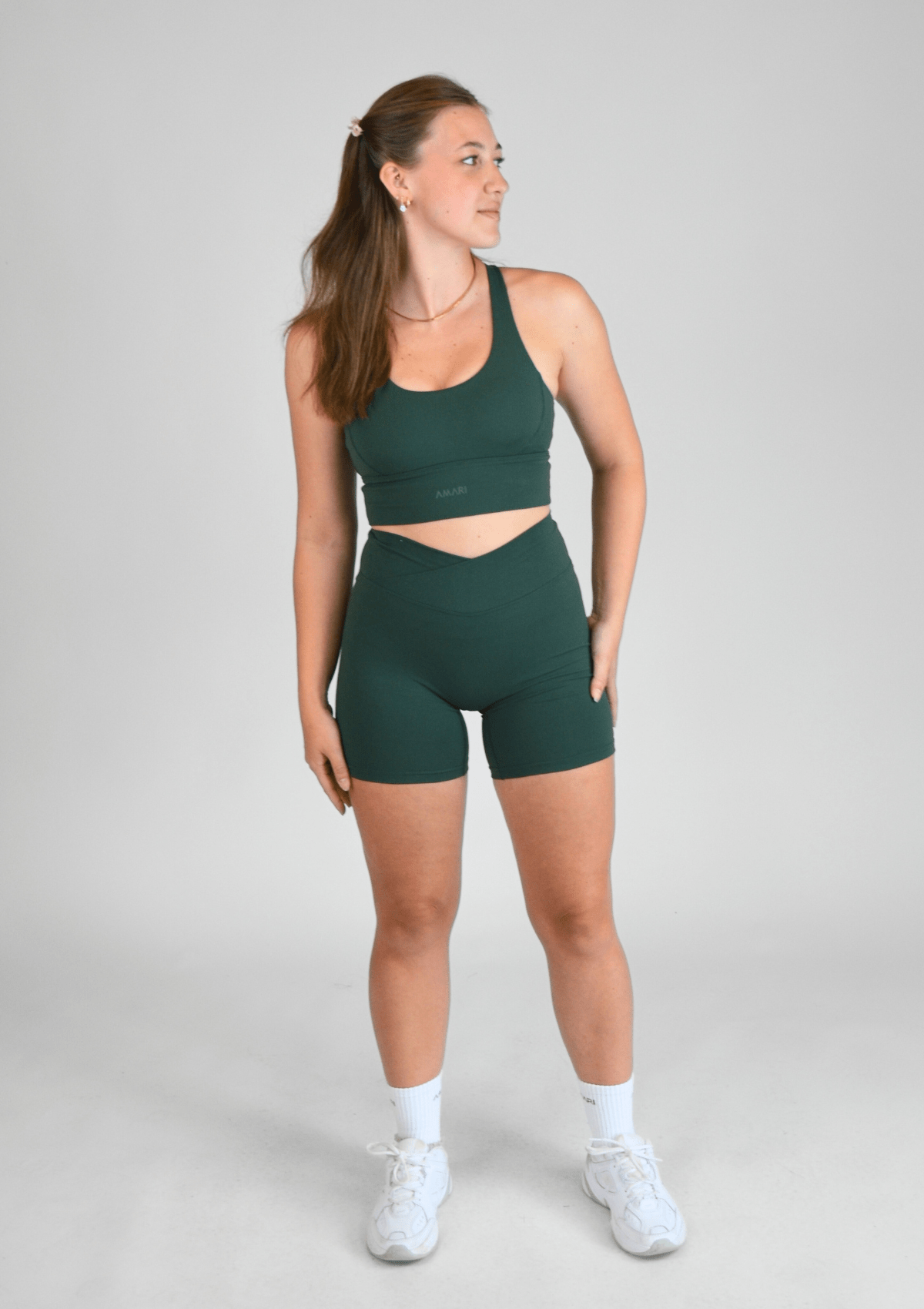 V-Shorts - Pine Green
