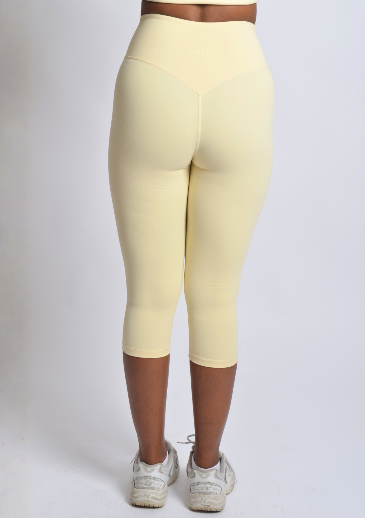 V-Waist Capri Leggings - Butter Yellow