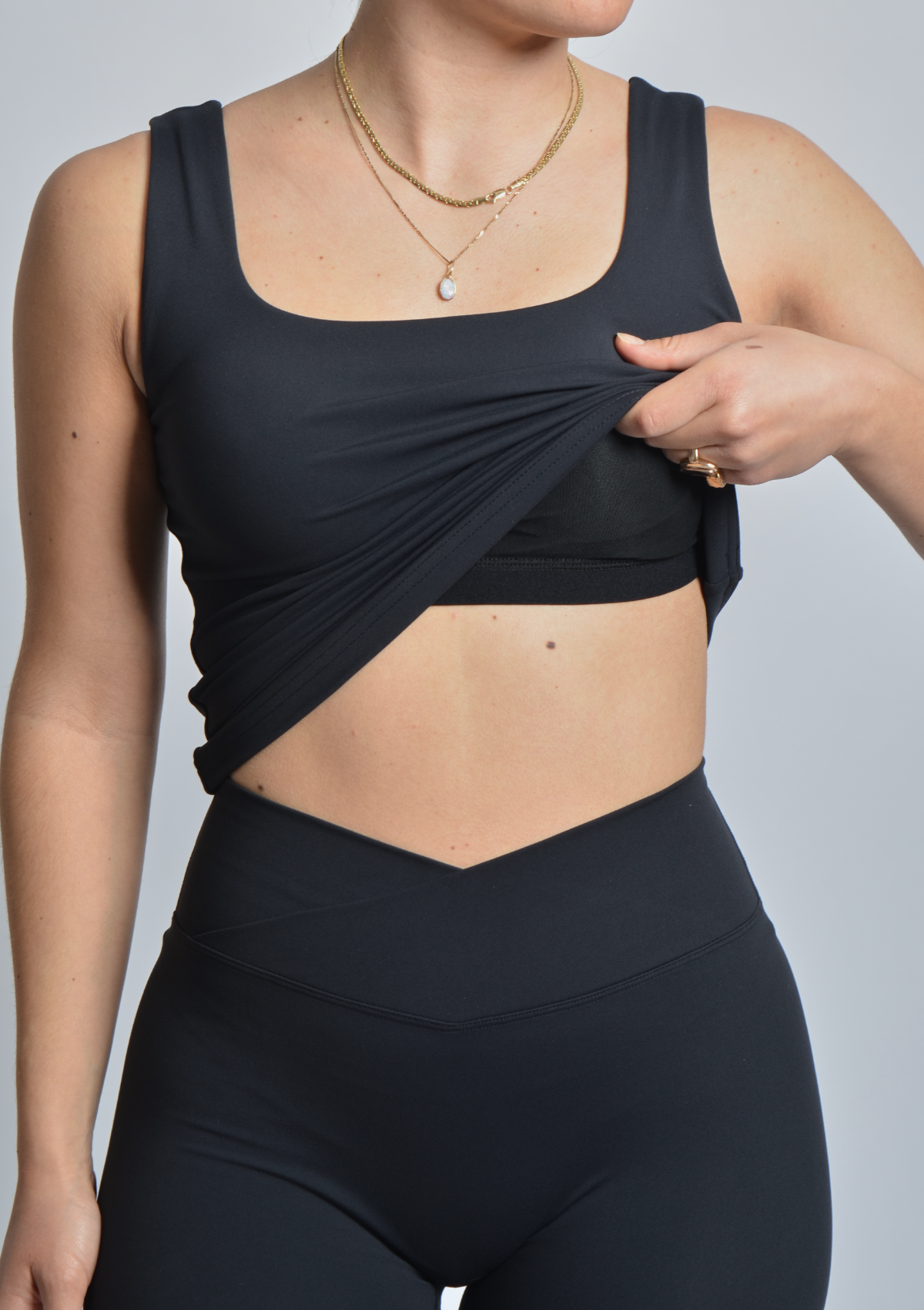 Cloud Love™ Essentials Top with built in Shelf Bra - Black