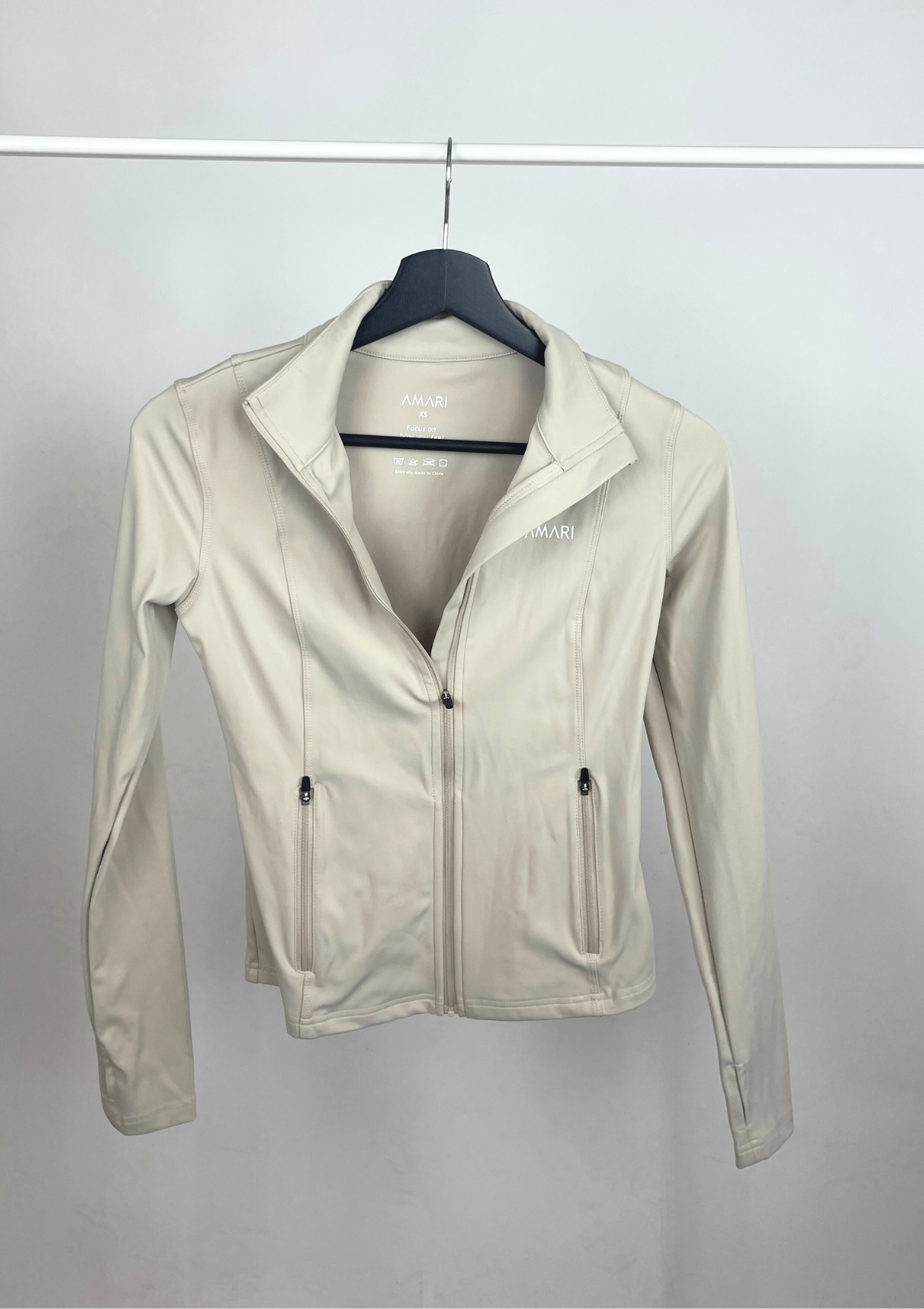 Second Chance: Zip Jacket - Beige M and XL