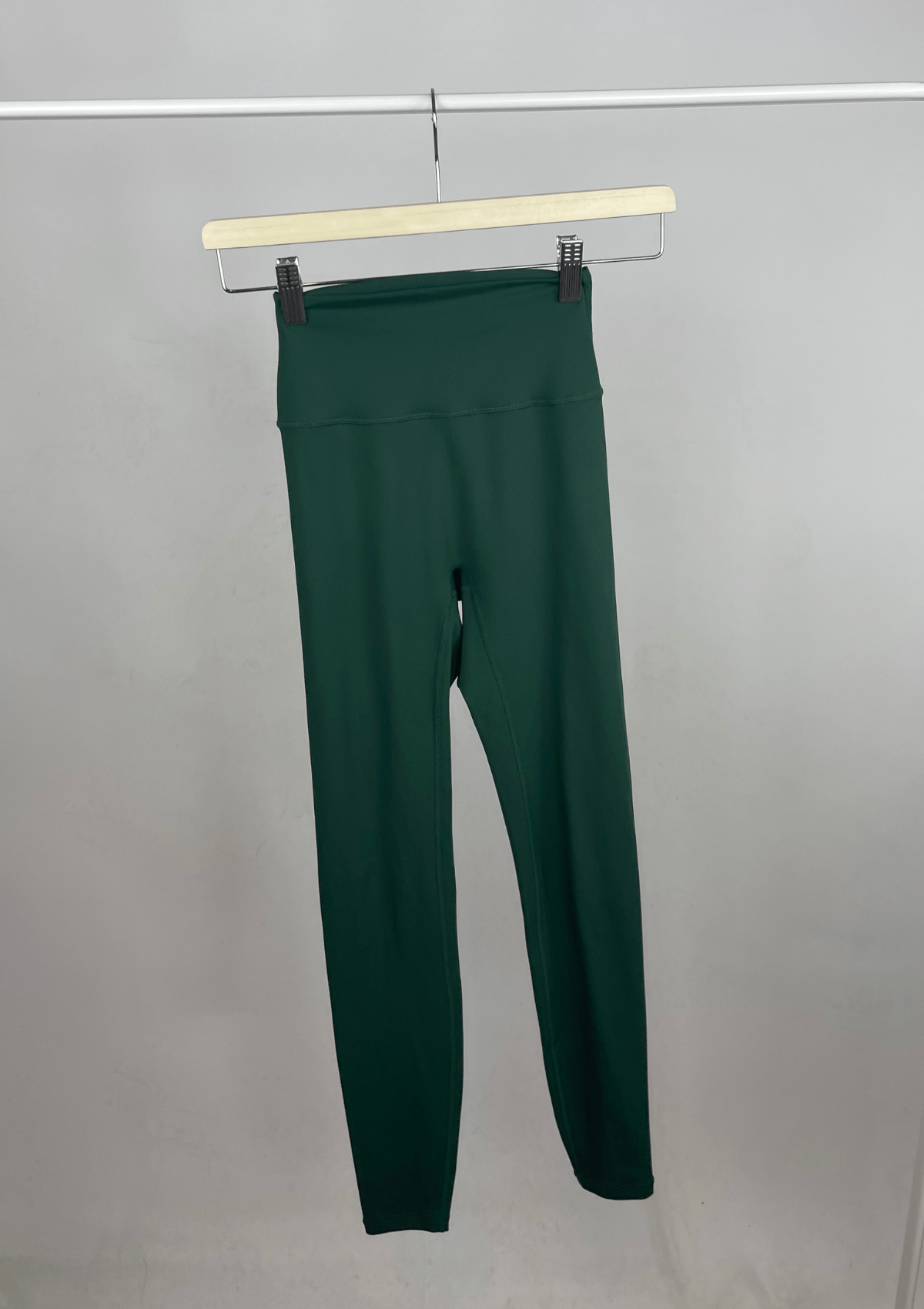 Second Chance: Essentials Leggings - Forest XS