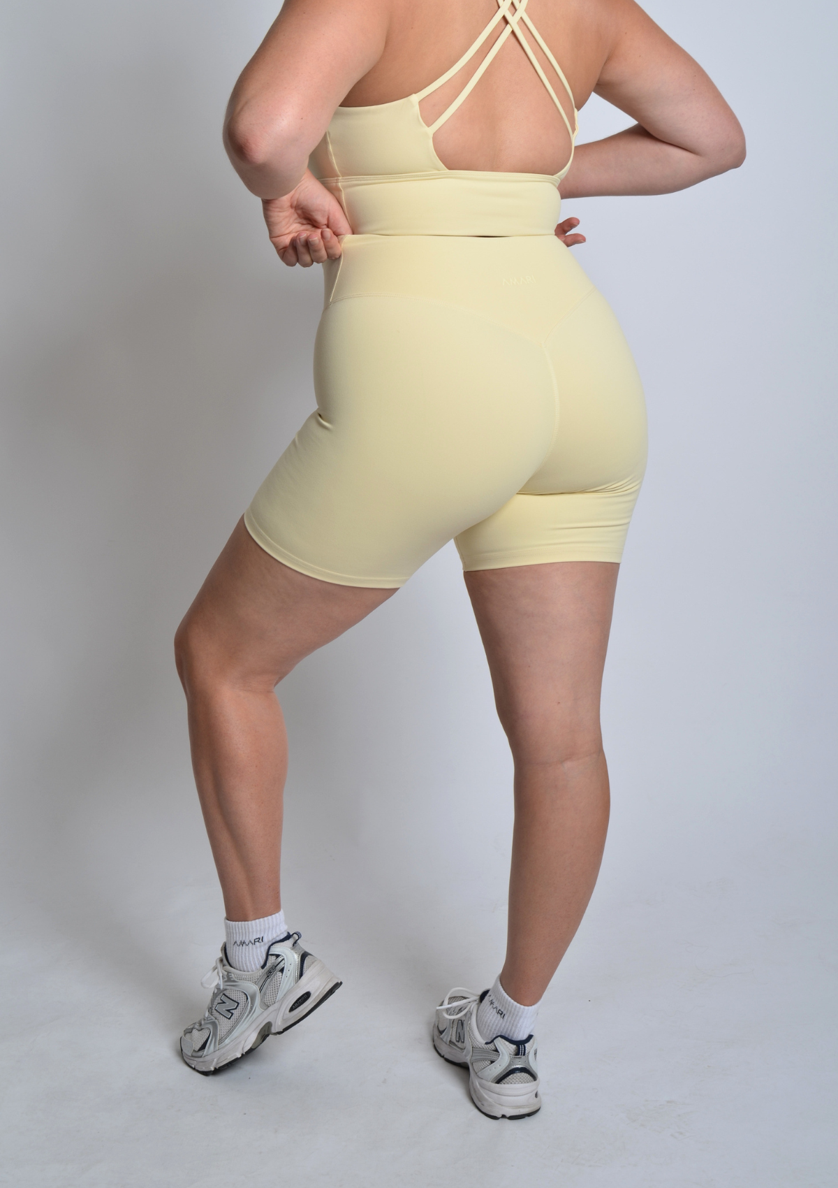 Cloud Love™ V-Shorts - Butter Yellow