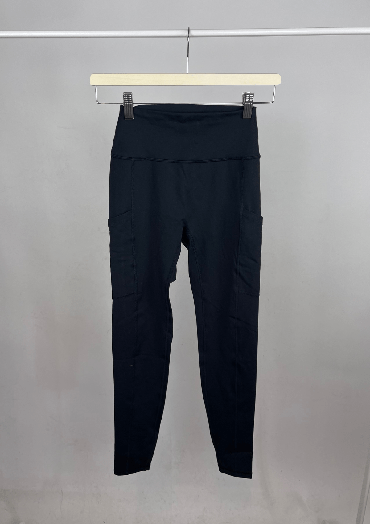 Second Chance: Ribbed Leggings - Charcoal L