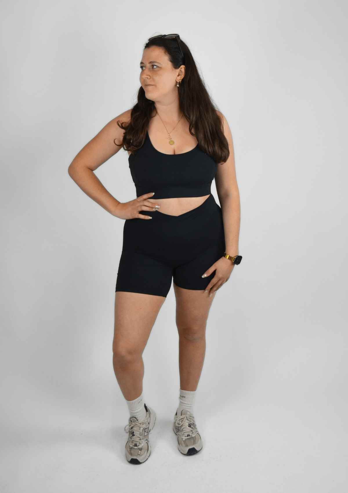 V-Shorts - Black