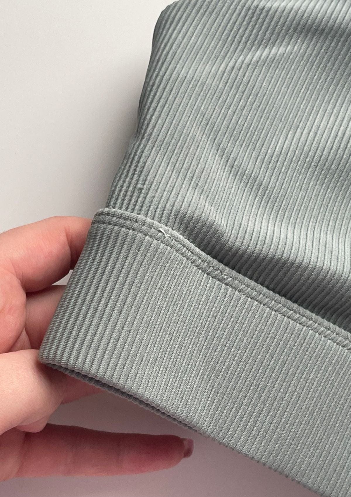 Second Chance: Ribbed Sports Bra - Sage Green