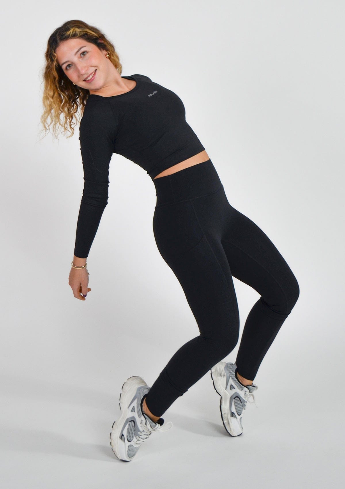 Essentials Long Sleeve Crop Top - Oreo