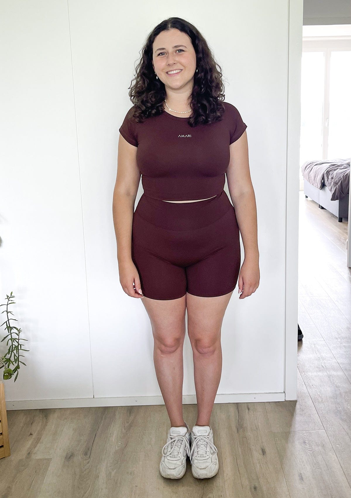 Essentials Shorts - Chocolate