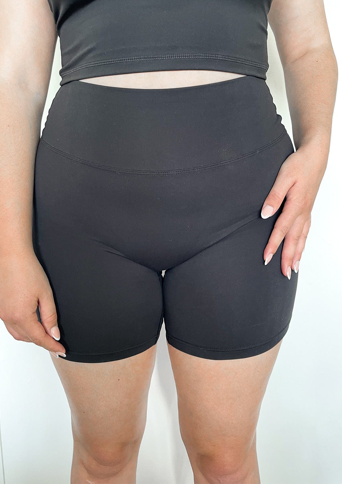 Essentials Shorts - Navy