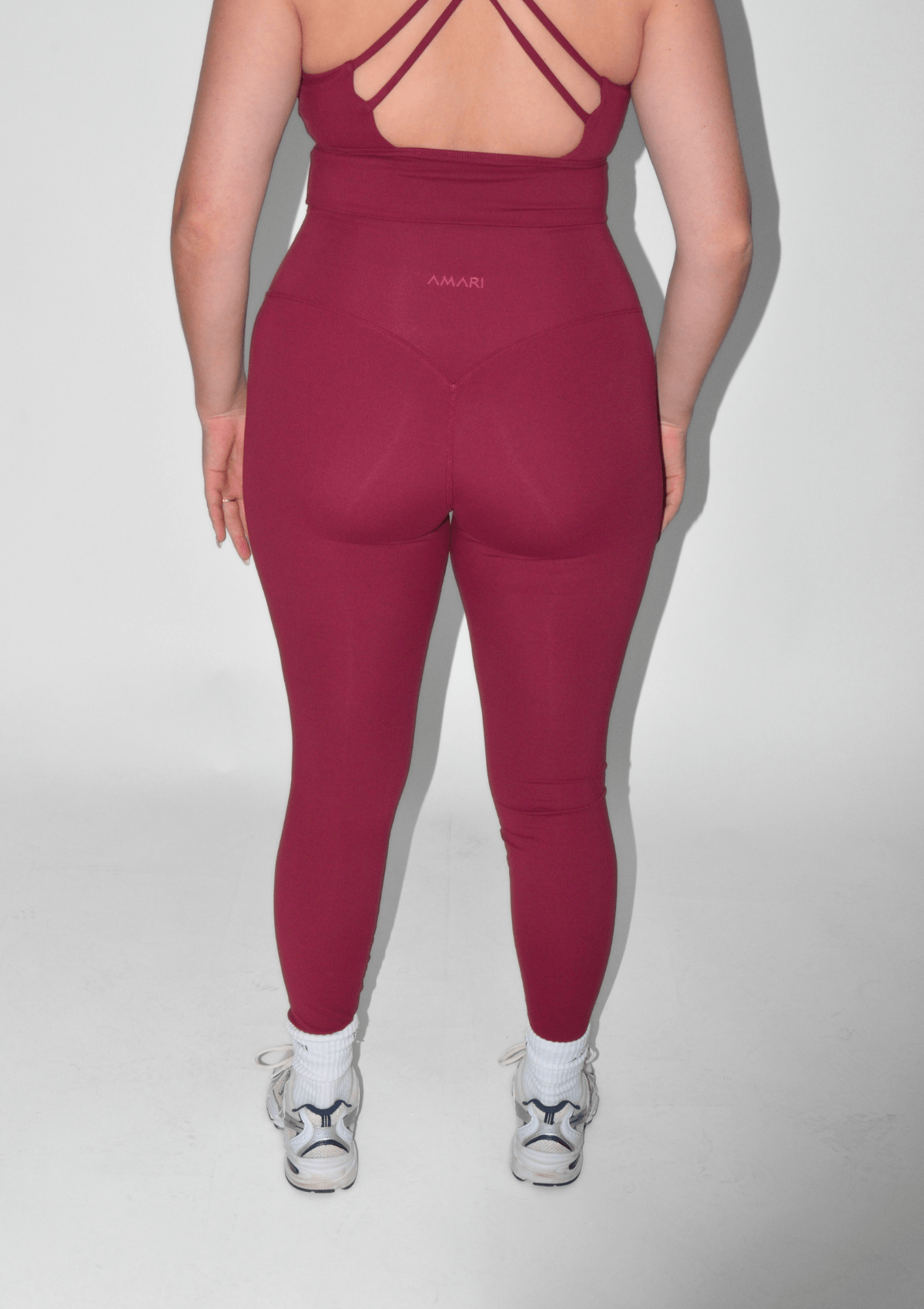 Essentials Leggings - Burgundy Red