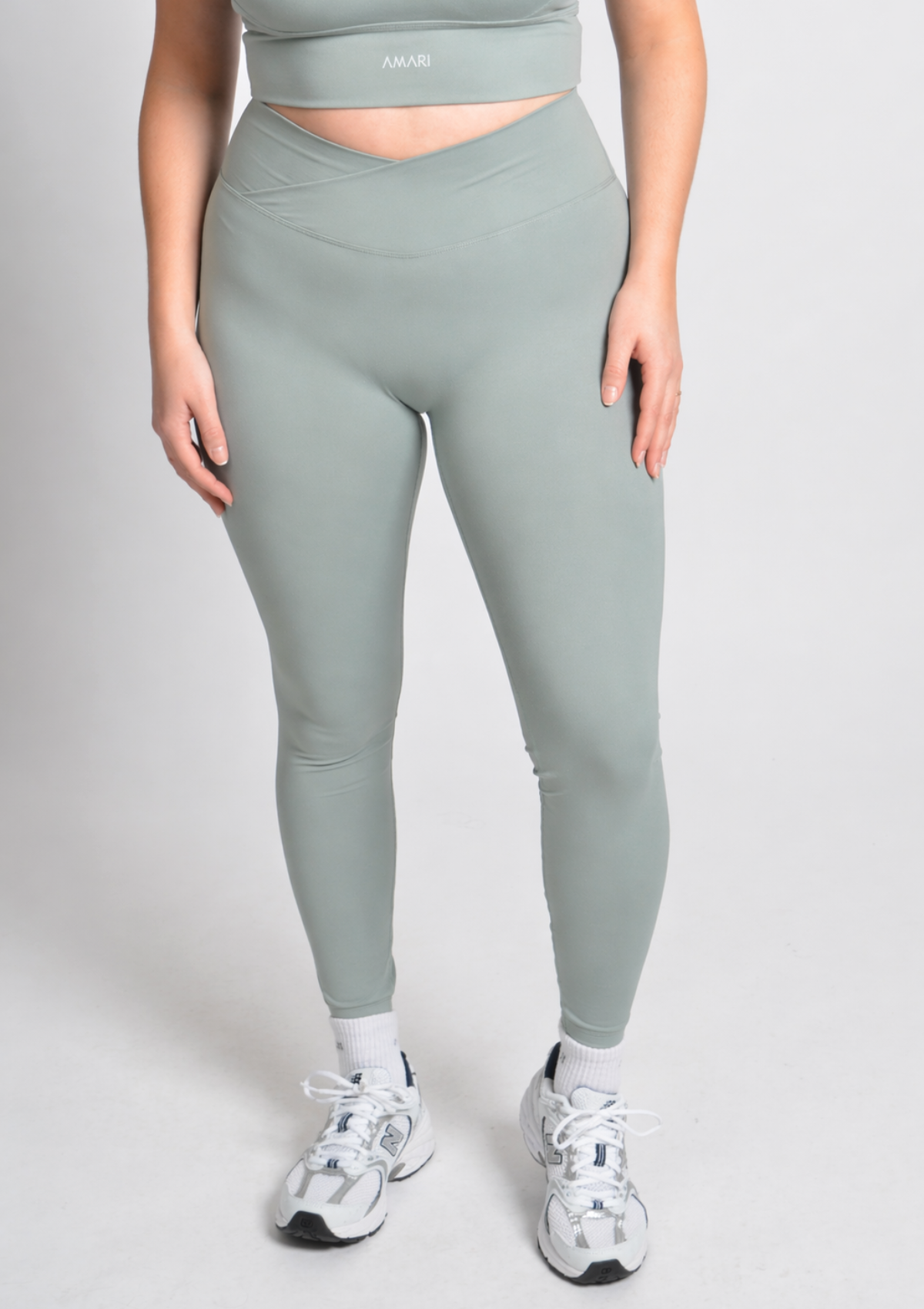 Cloud Love™ V-Leggings - Sage Green