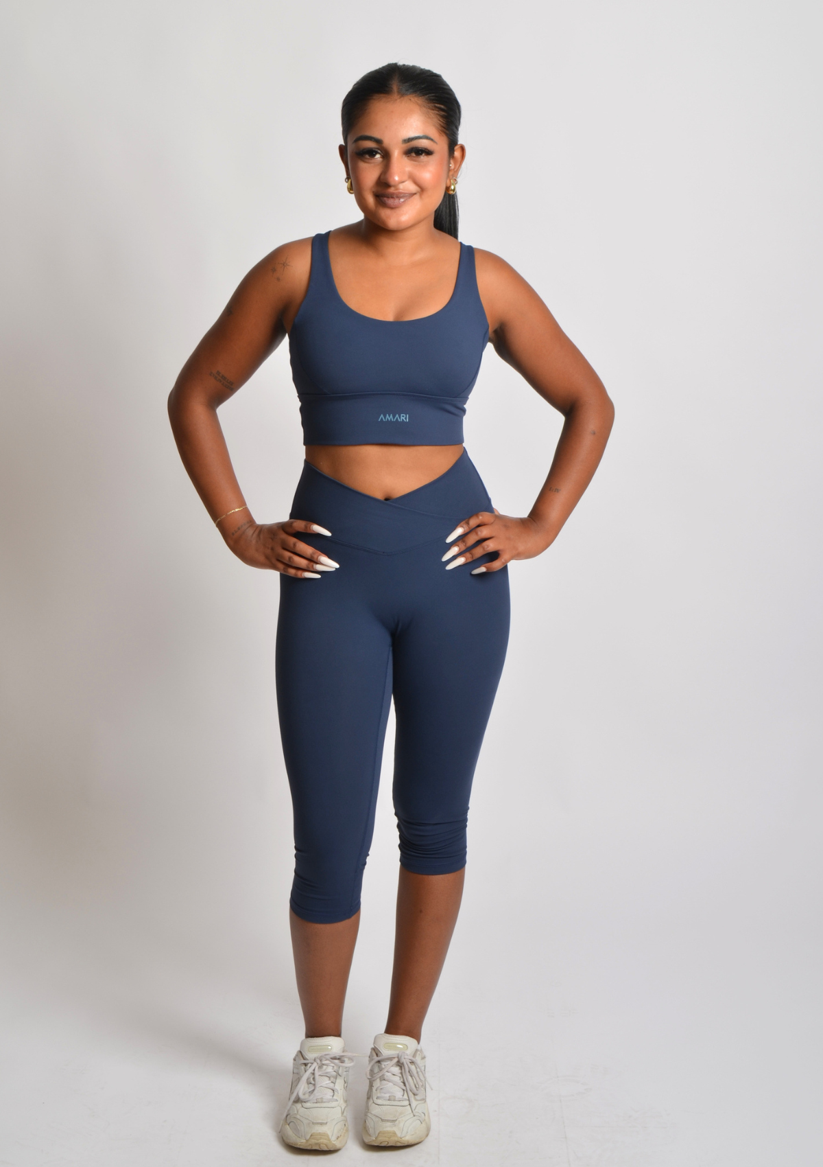 V-Waist Capri Leggings - Midnight Blue