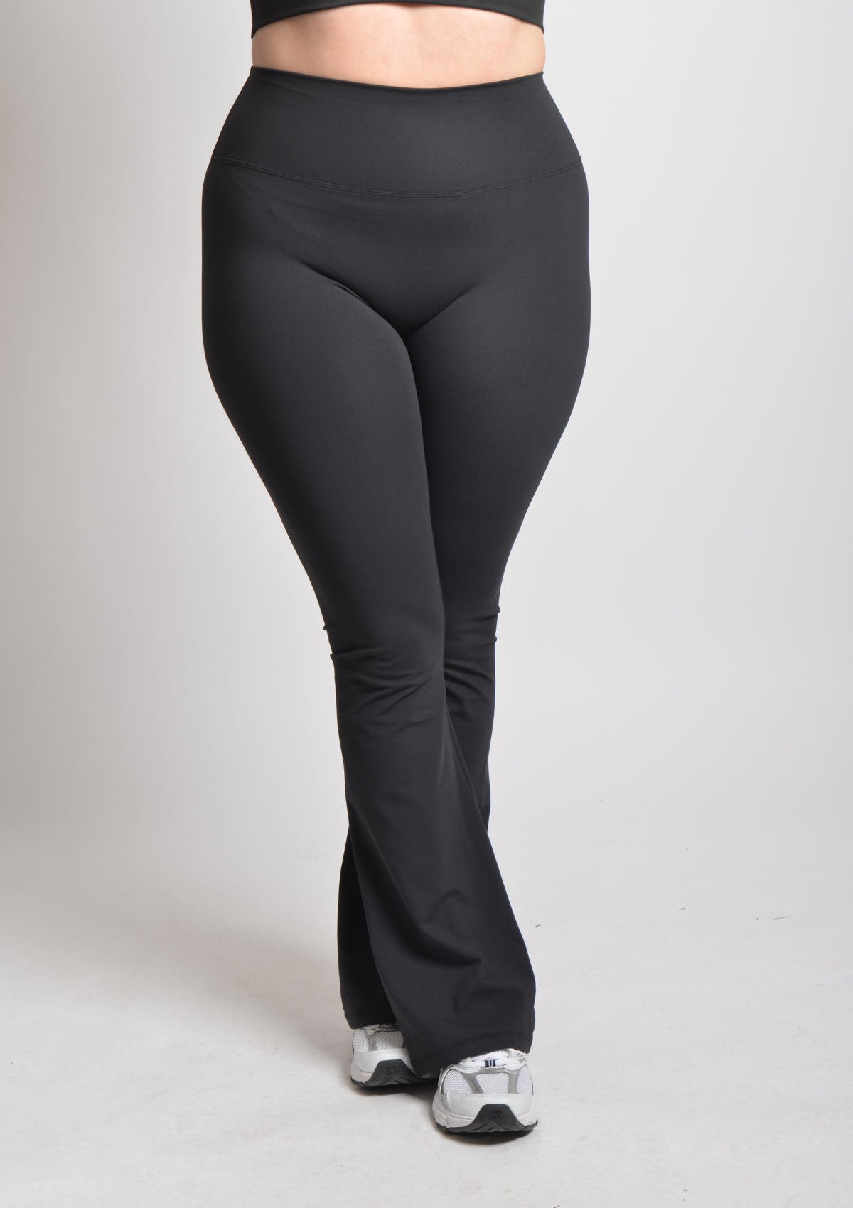 Cloud Love™ Flared Leggings - Black
