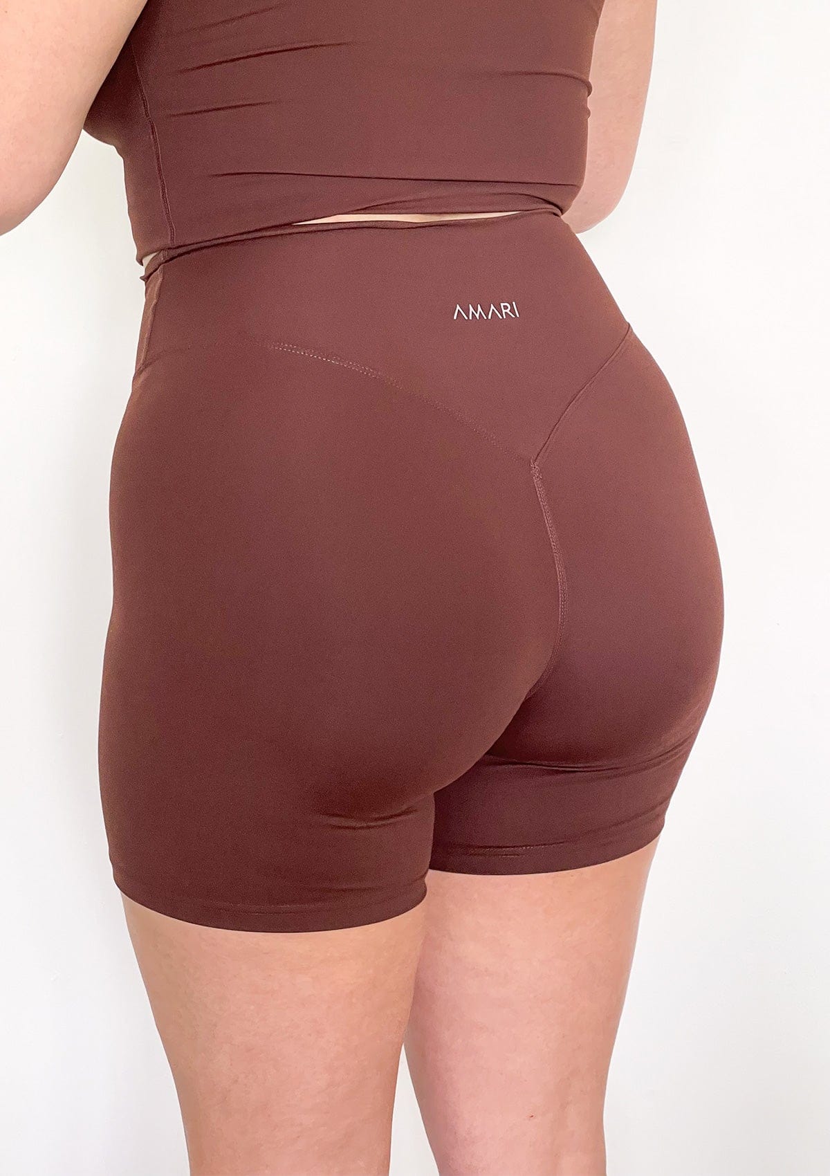 Essentials Shorts - Chocolate