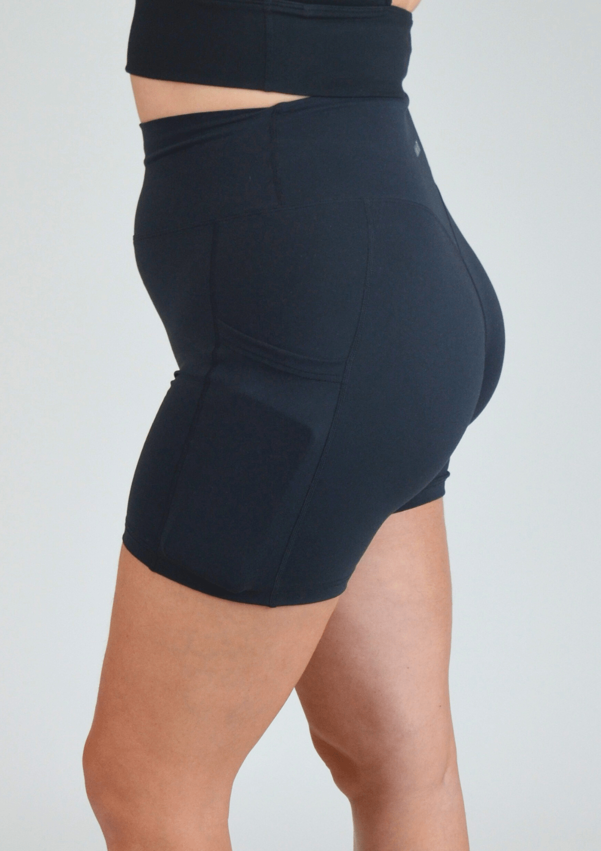 Pocket Shorts - Black